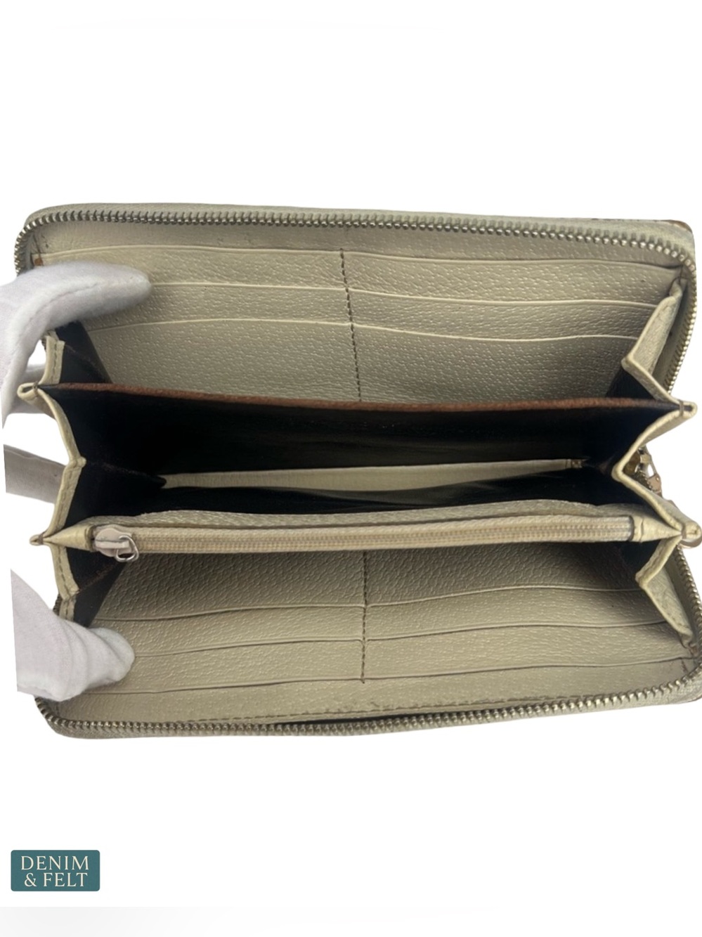 Gucci GG Monogram Zip Around Wallet Beige Ebony Canvas Logo Plate Organizer - Picture 12 of 16